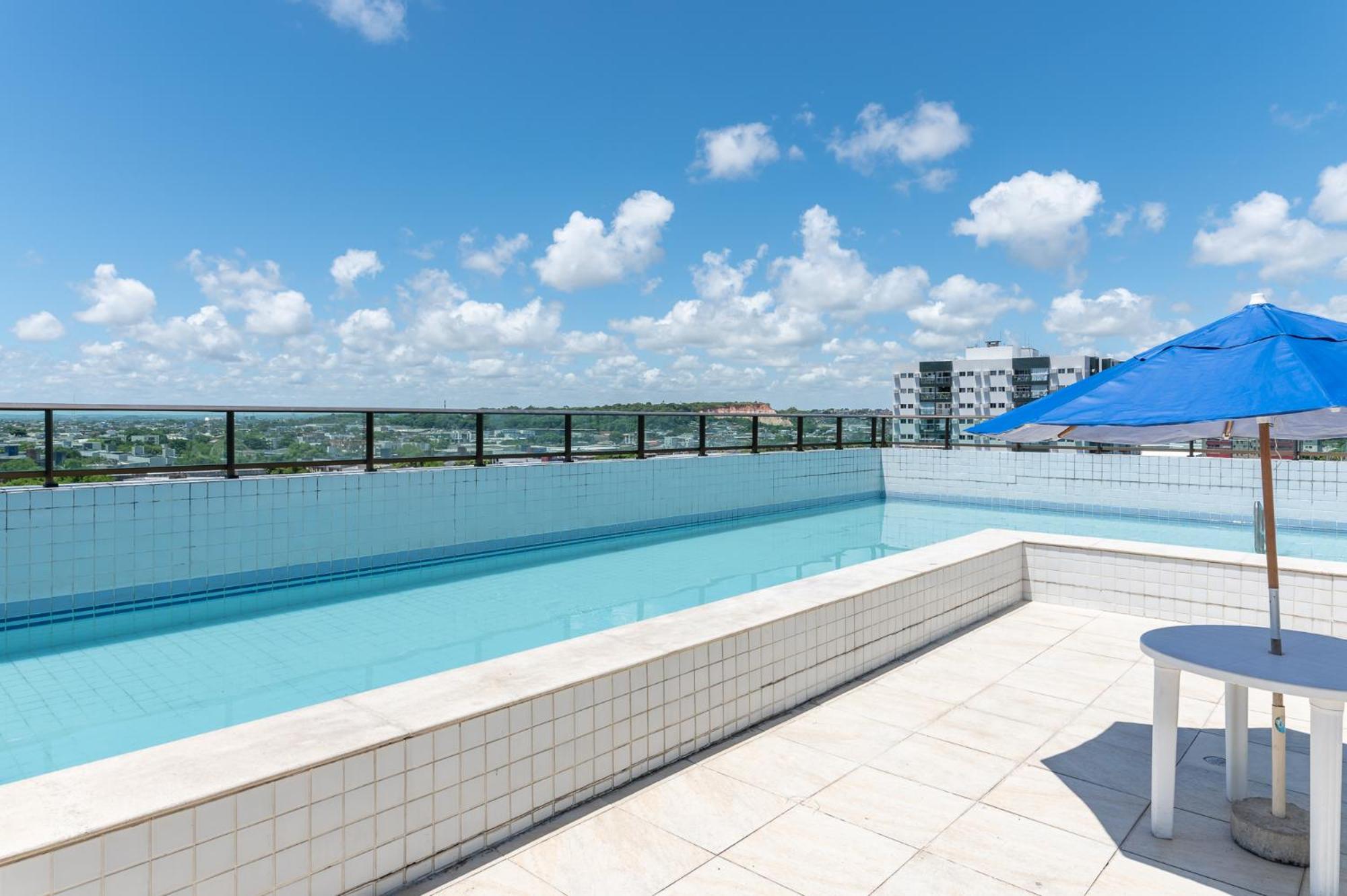 Apartamento com piscina em Boa Viagem
