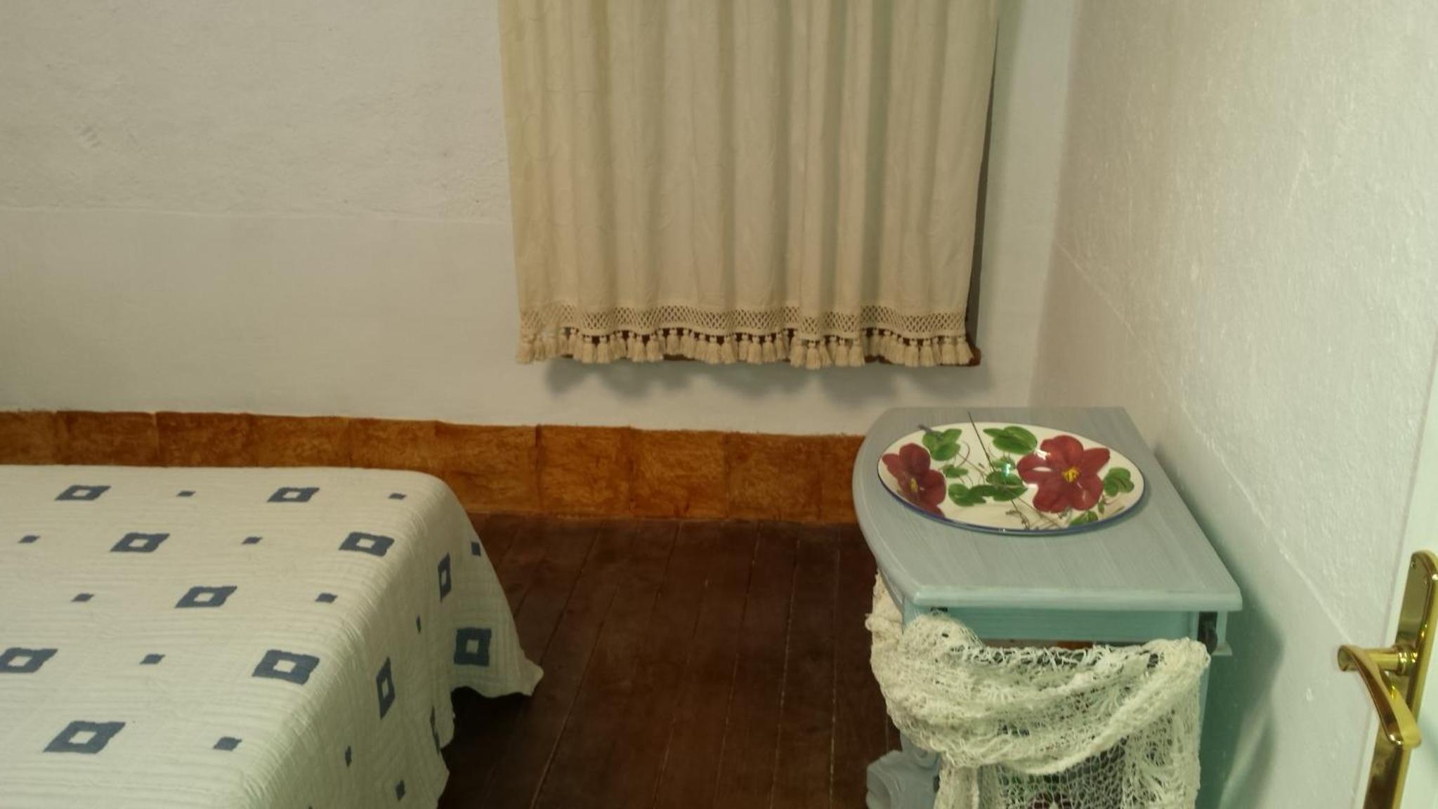 Photo 33