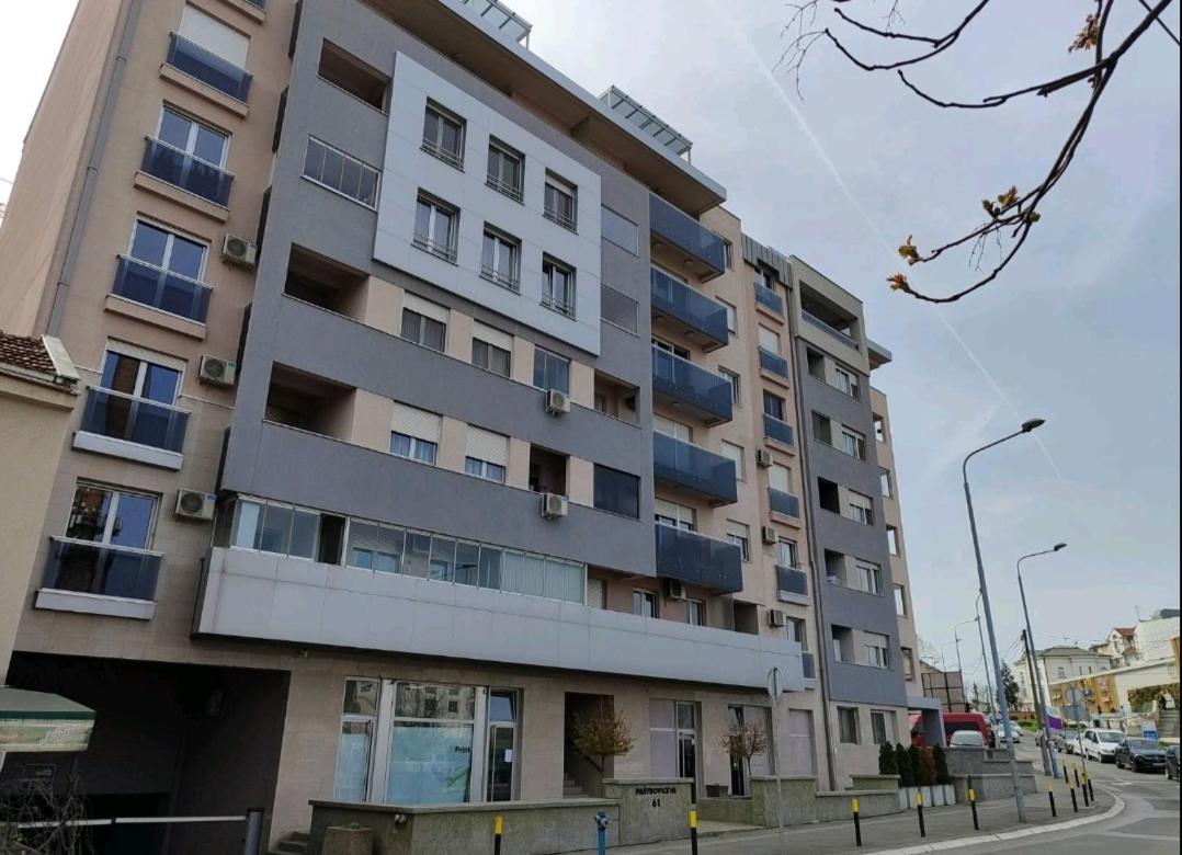 Ada Luxury Apartment
