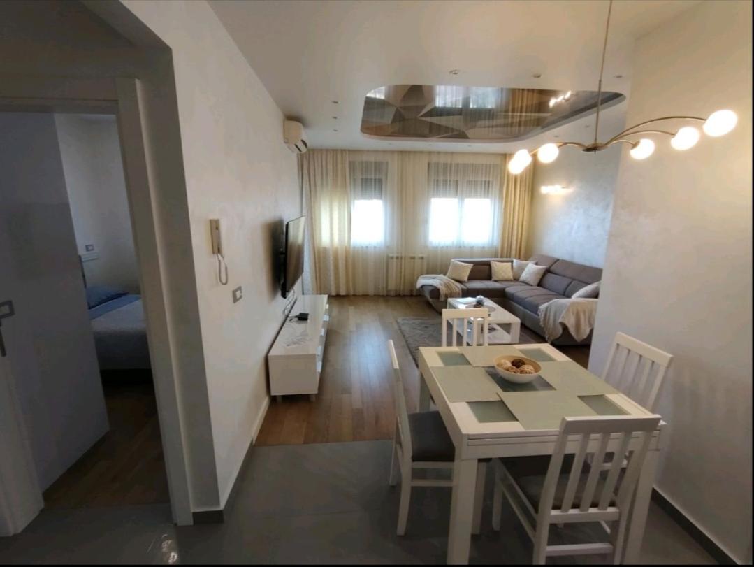 Ada Luxury Apartment