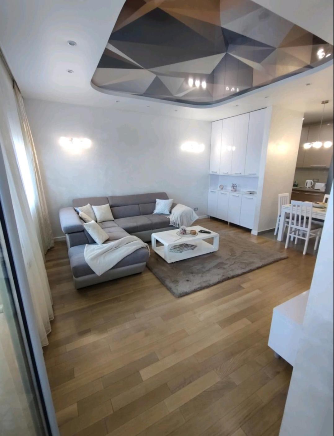 Ada Luxury Apartment