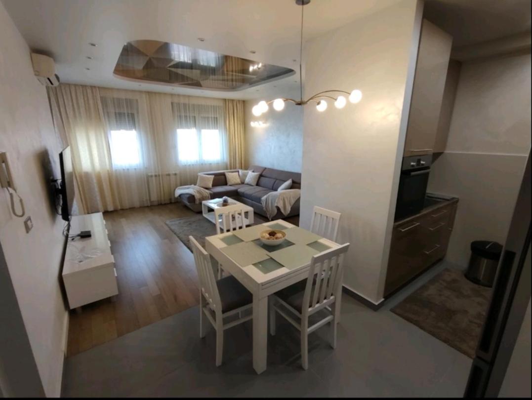 Ada Luxury Apartment