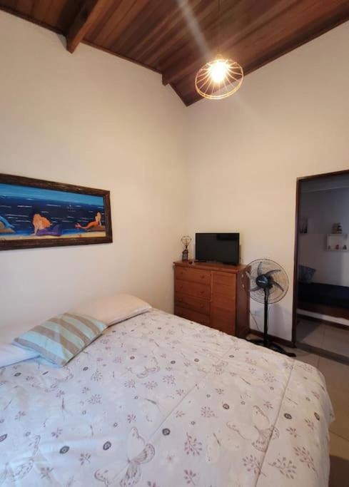 Casa de condomínio 900m da Praia de Boiçucanga