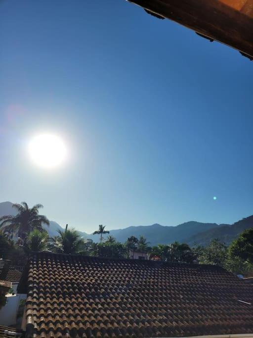 Casa de condomínio 900m da Praia de Boiçucanga