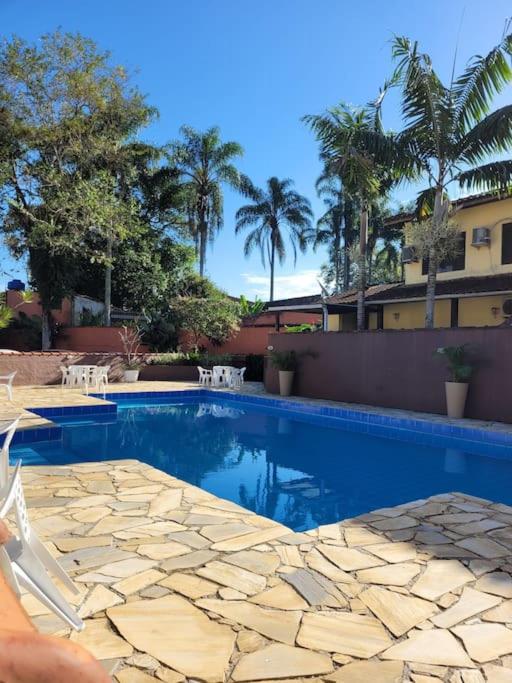 Casa de condomínio 900m da Praia de Boiçucanga