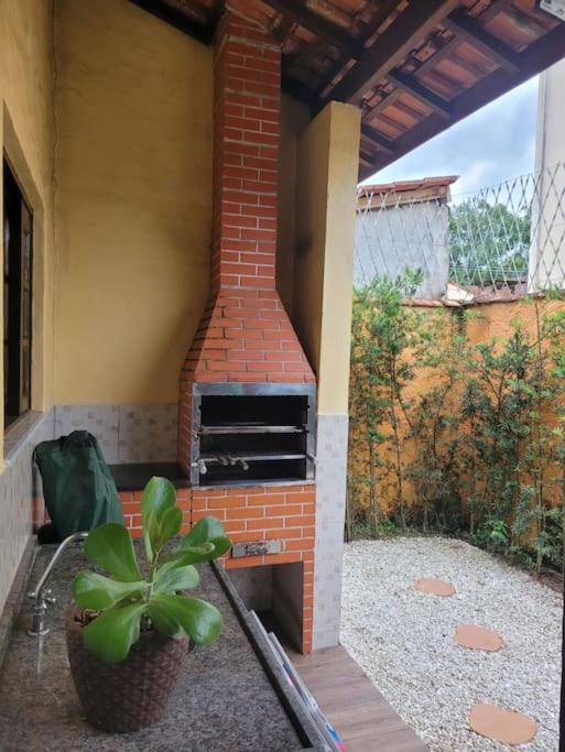 Casa de condomínio 900m da Praia de Boiçucanga