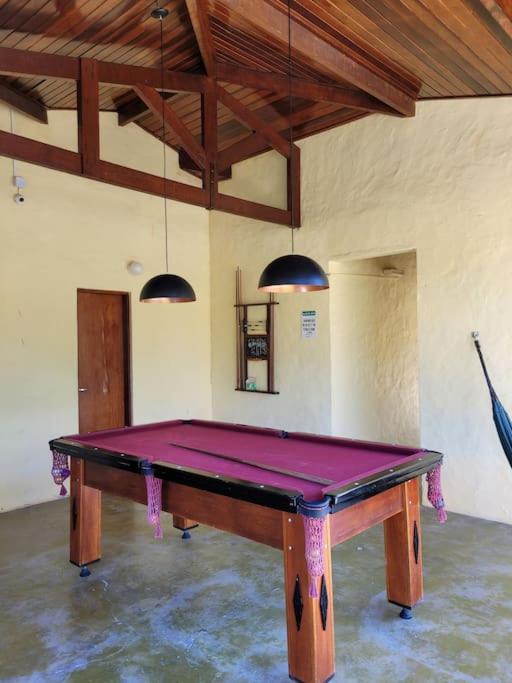 Casa de condomínio 900m da Praia de Boiçucanga