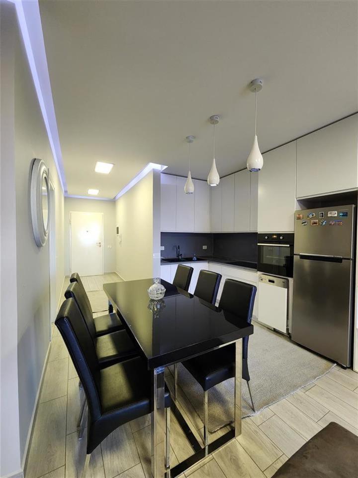 Rrapi Seaview Penthouse - by EKA Luxury Apartments