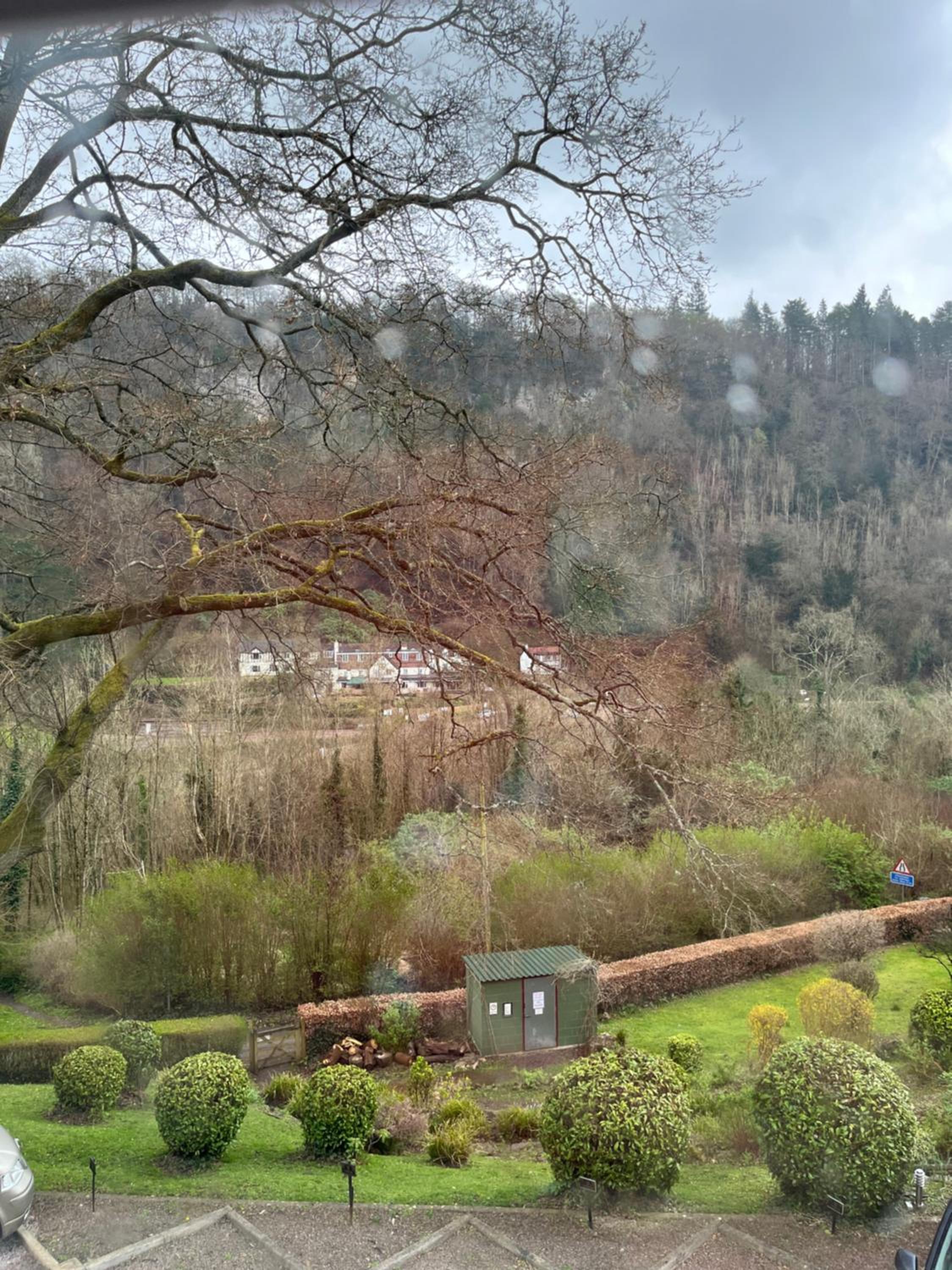 10 Wye Rapids Cottages view 5