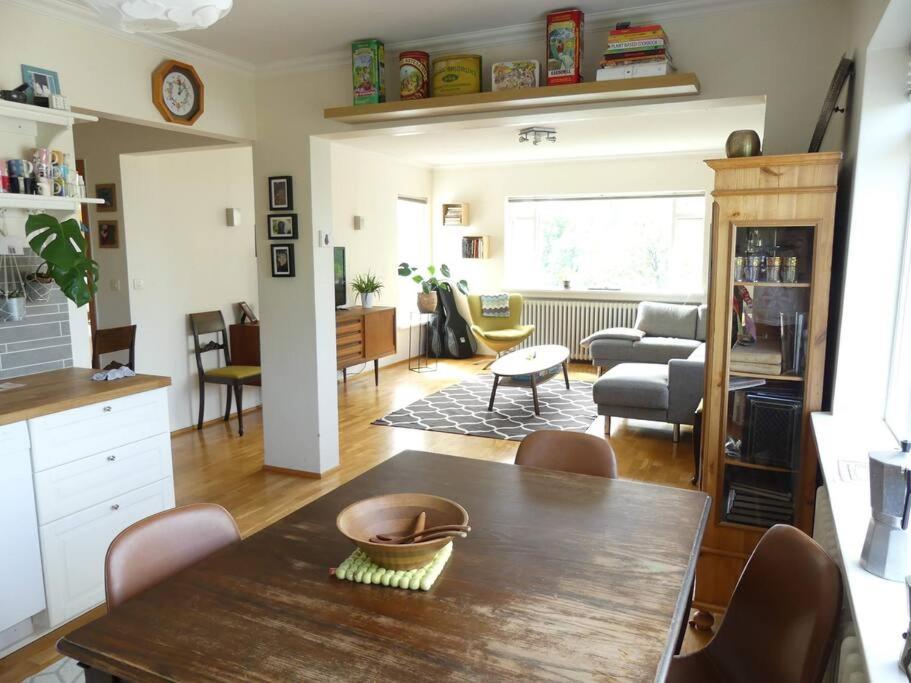 Bright 2 Bedroom Apartment in Reykjavik
