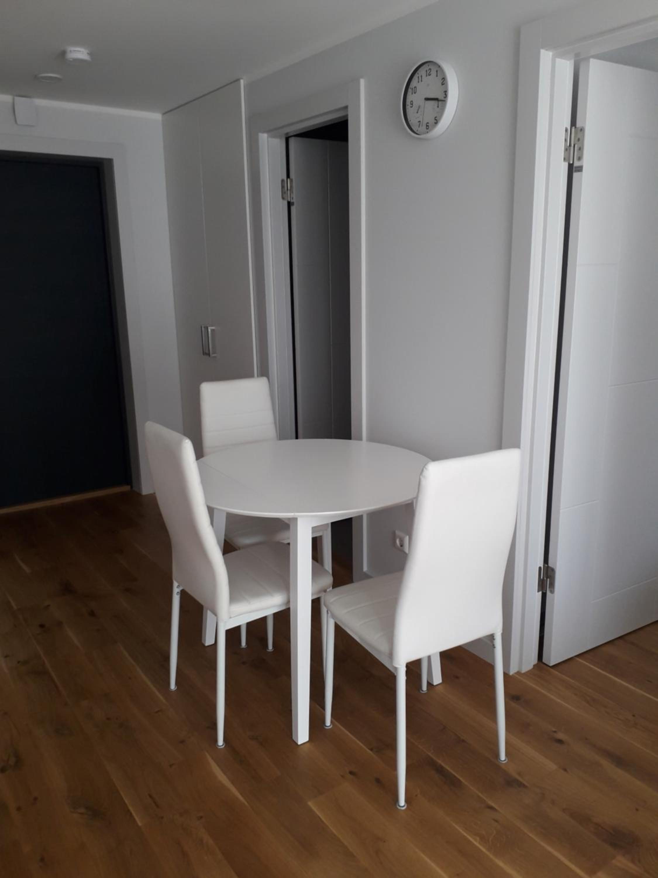 Albatross Apartment