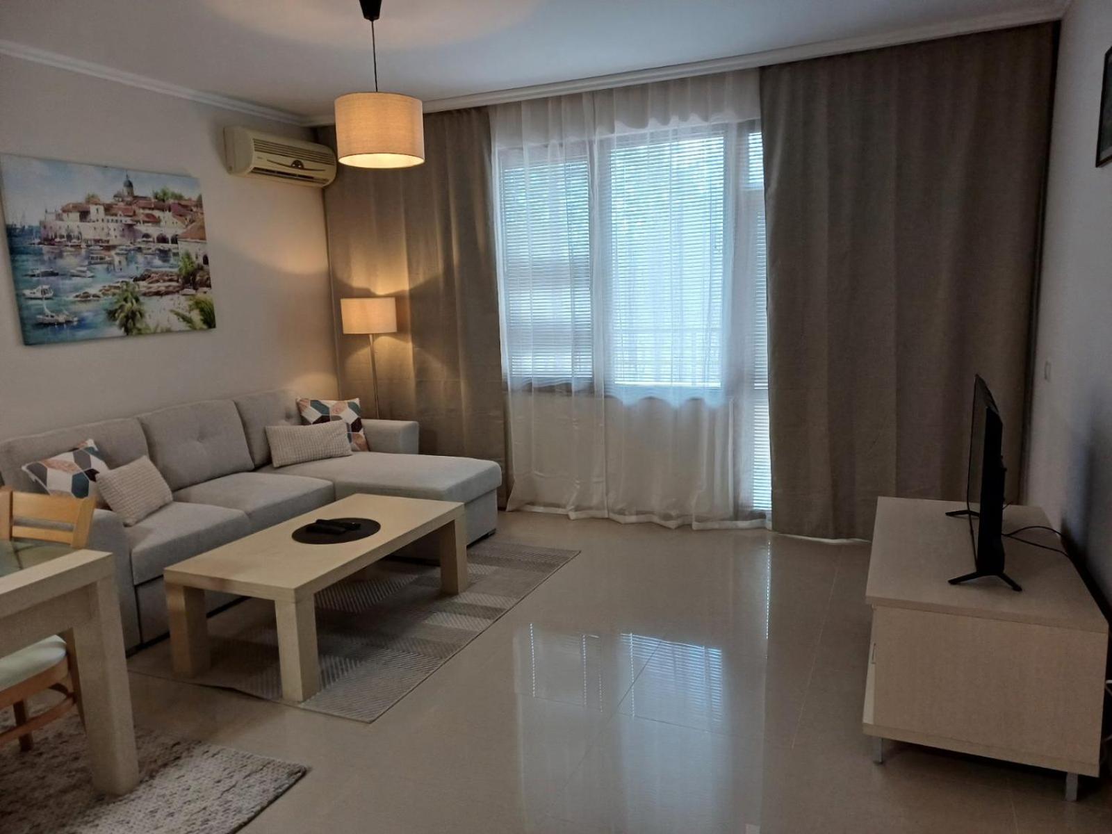 Lighthouse 1bedroom GeC apartment 203 view 5