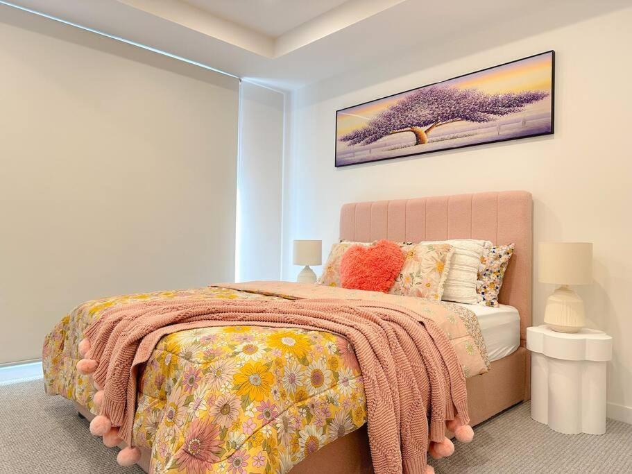 Shine Keysborough High-end Family Home, Netflix, Top Location
