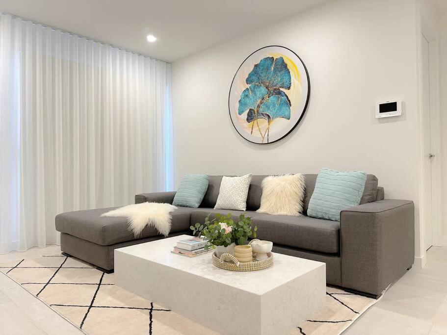 Shine Keysborough High-end Family Home, Netflix, Top Location