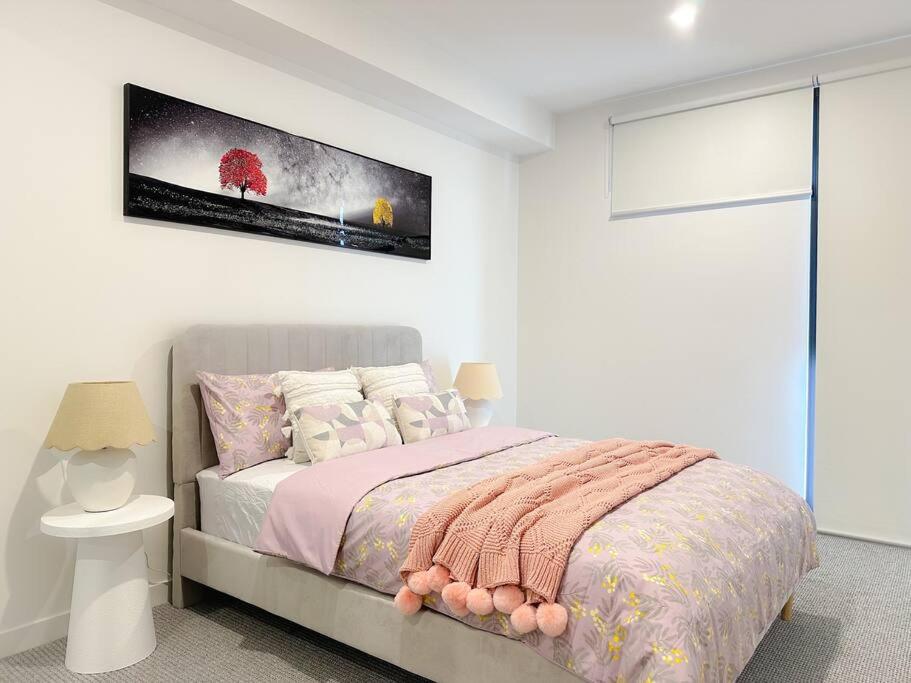 Shine Keysborough High-end Family Home, Netflix, Top Location