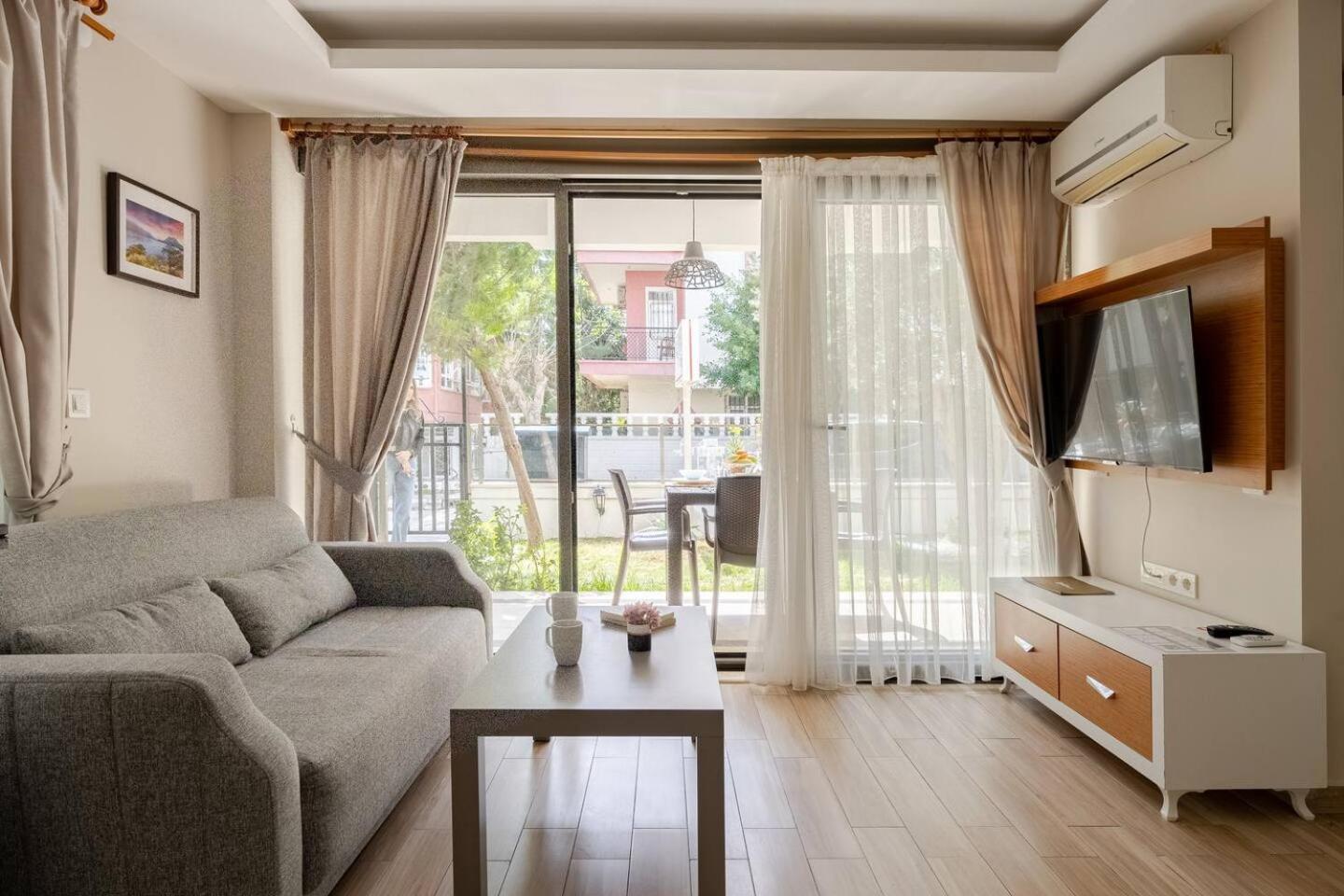 Loi Suite
