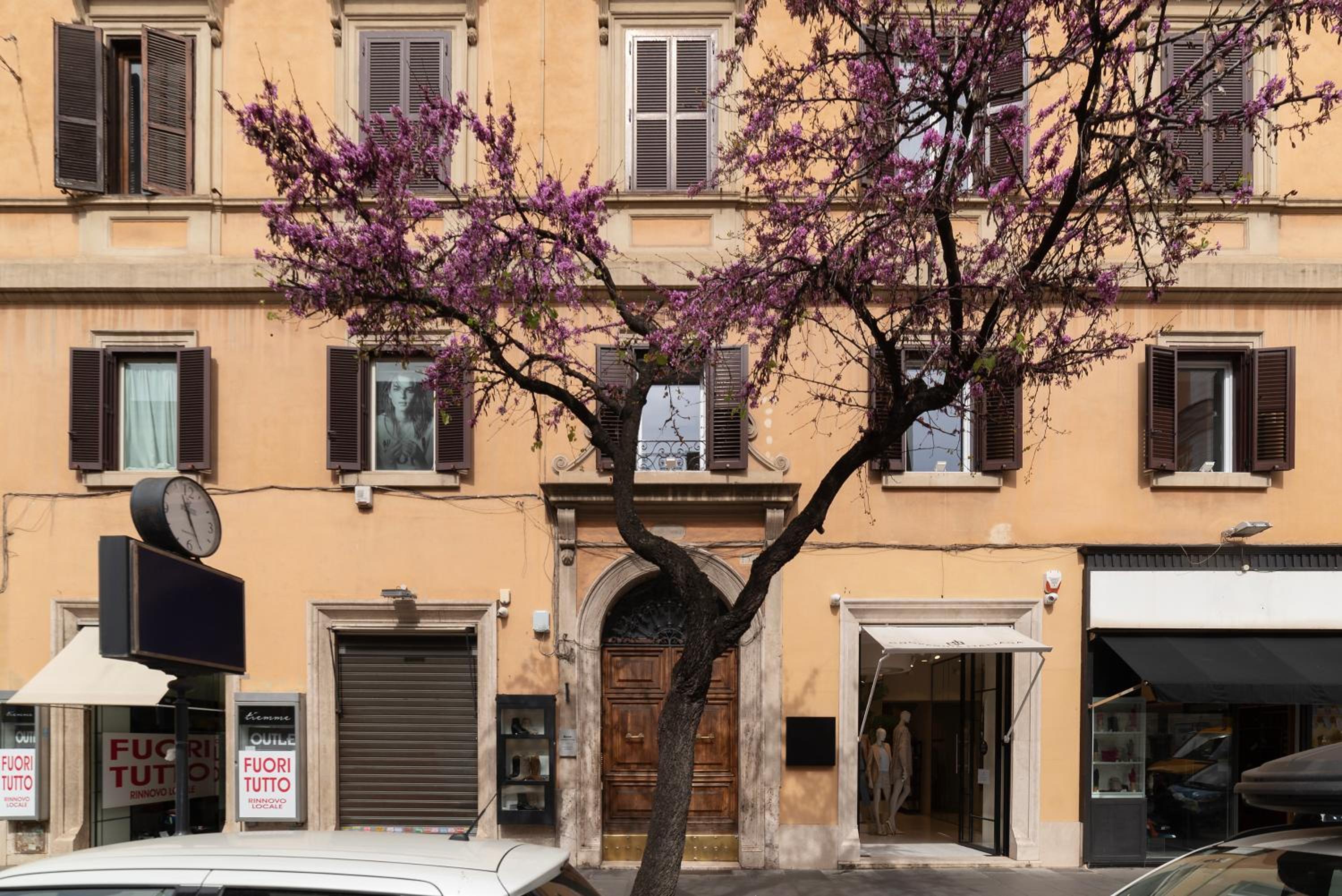 Castel Sant'Angelo Elegant Chic Apartment