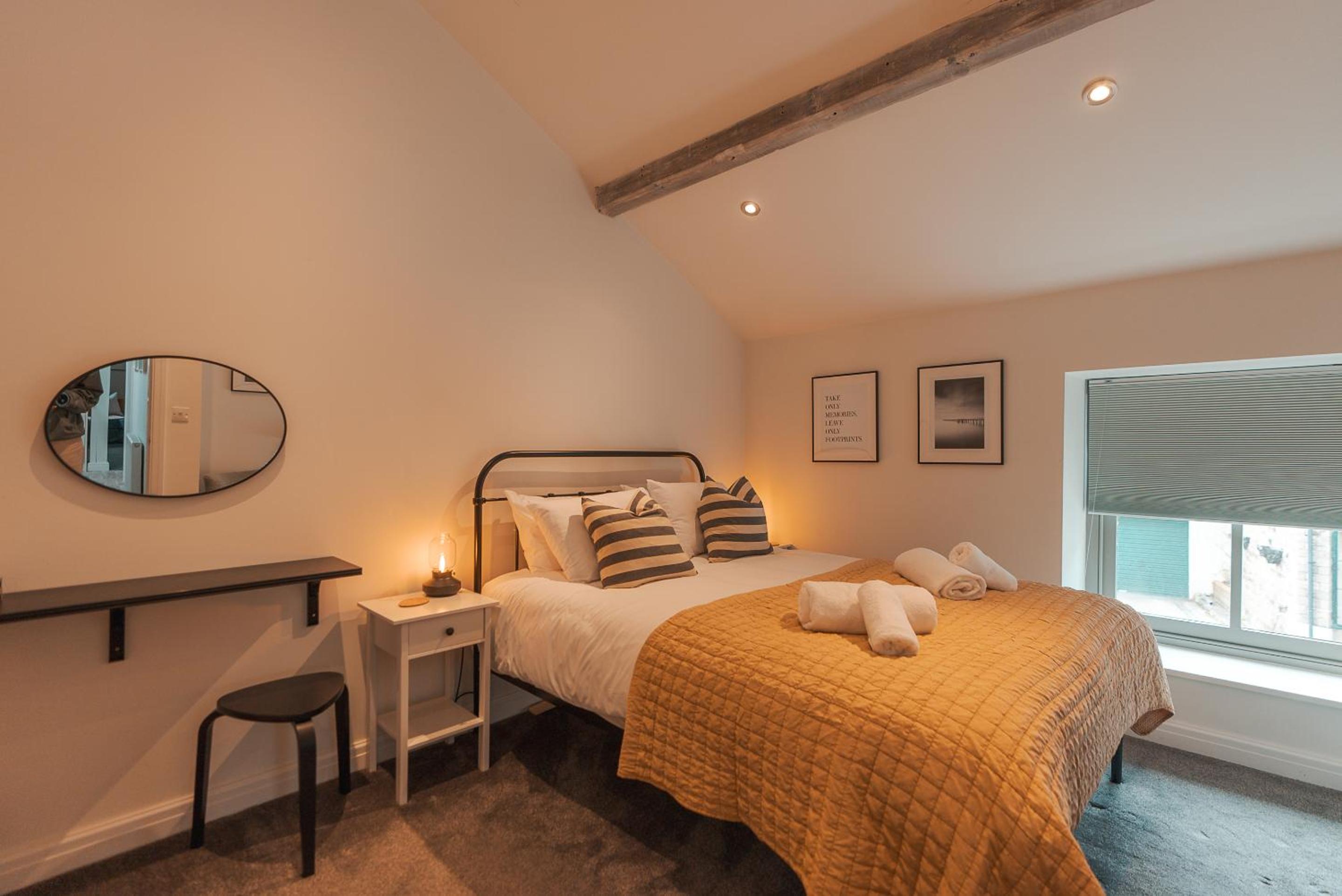 Bridge Apartment