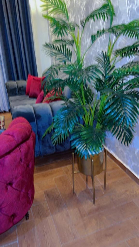 Krooz Home Apartments