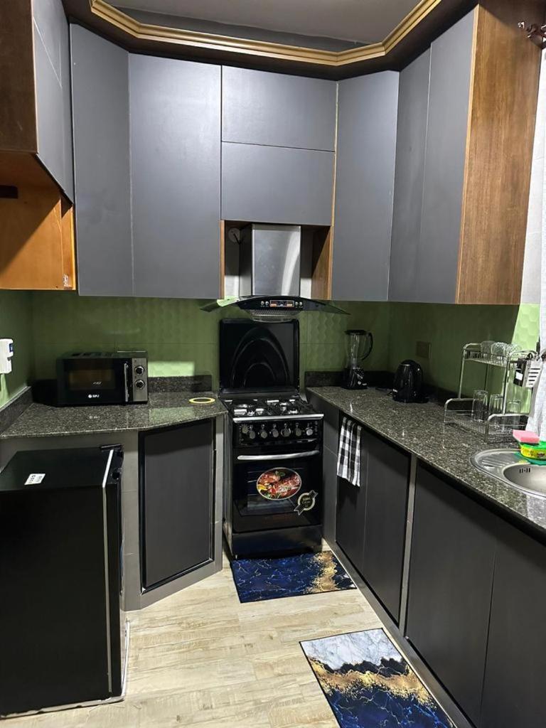 Krooz Home Apartments