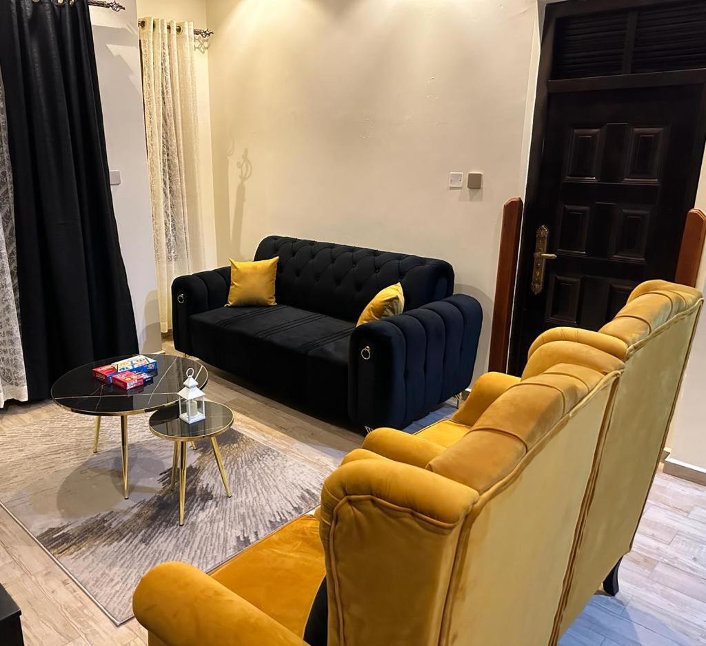 Krooz Home Apartments
