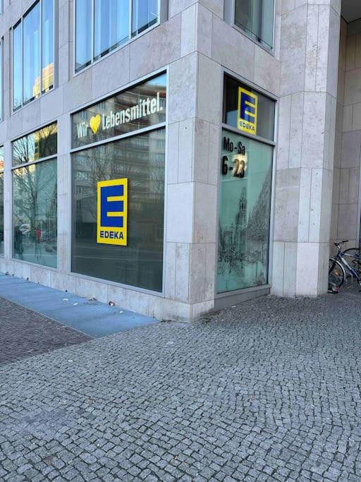 Willkommen Ku'damm nähe mit Parkplatz