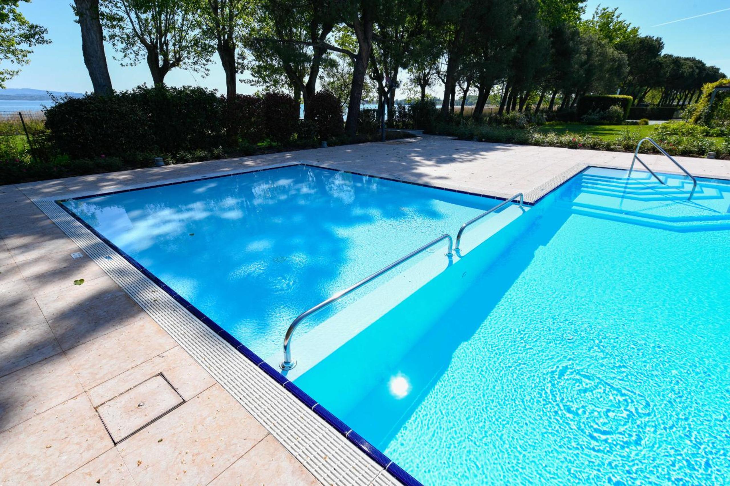 MGH Family Stay - Acquarius Resort Lake Front view 4