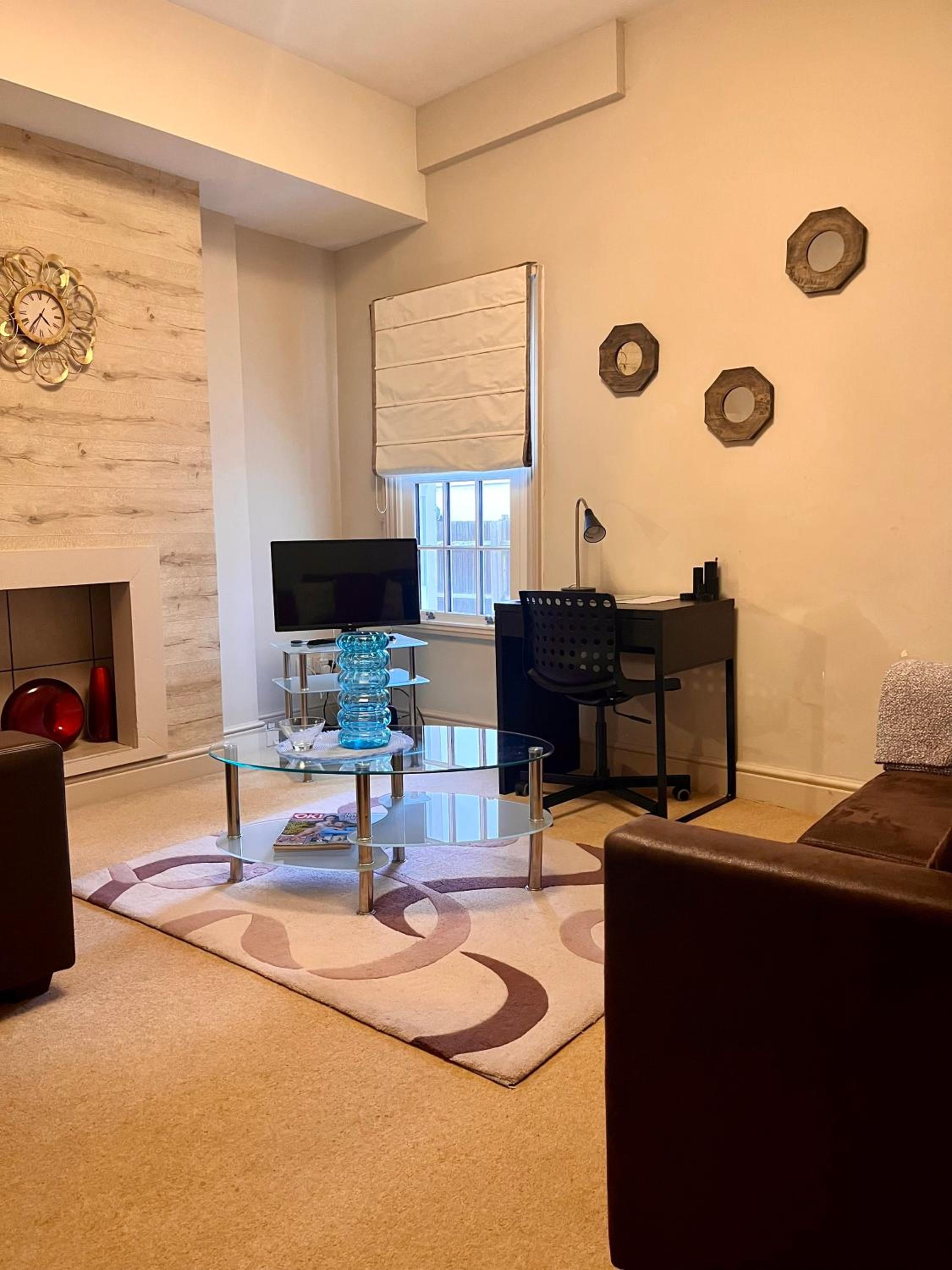 Apartment in the heart of Cheltenham/ Parking