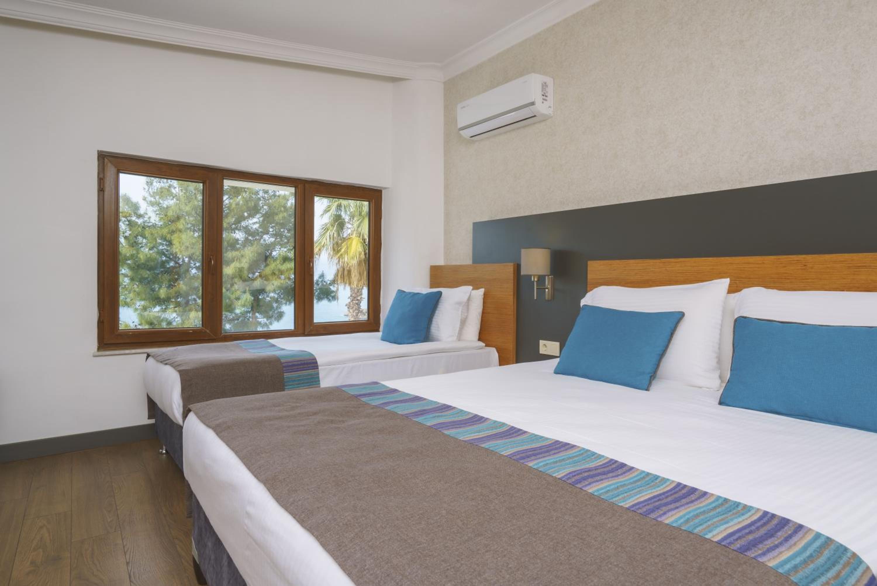 Qinn Otel - Image 25