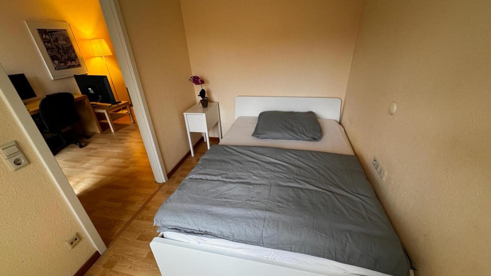 Stuttgart Vacations - 2 Zimmer Wohnung am Milaneo Stadtmitte HBF Stuttgart - Property Image 2