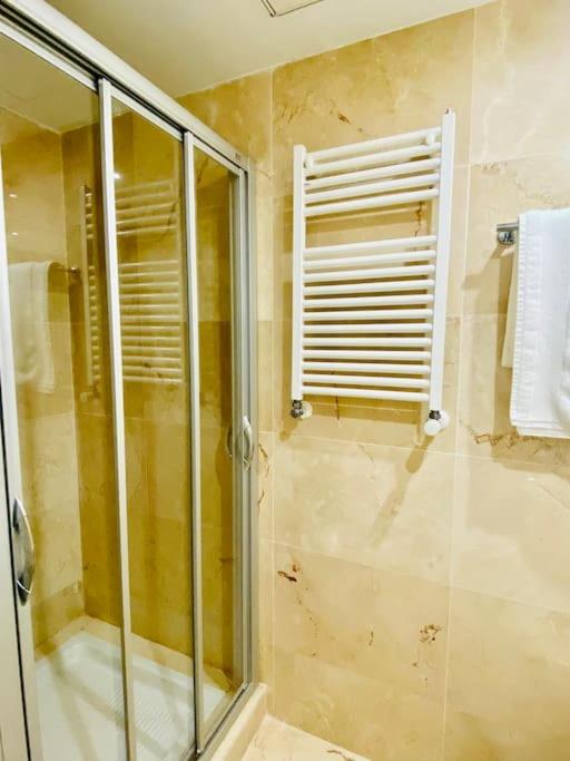 Roda Golf. Poolside apartment