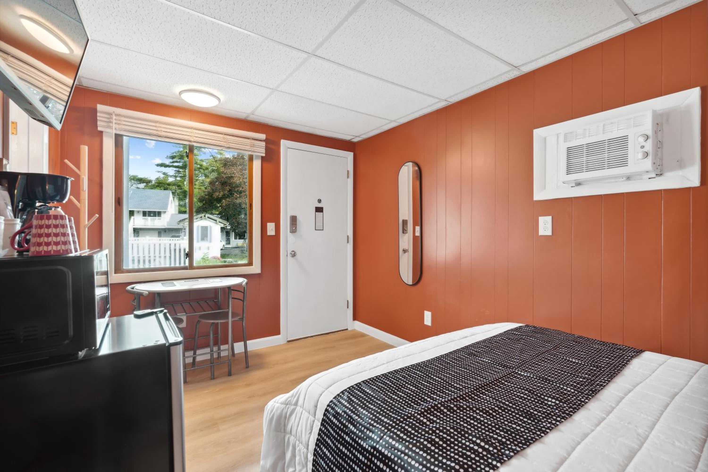 The Beaches Guestrooms and Cottages view 2