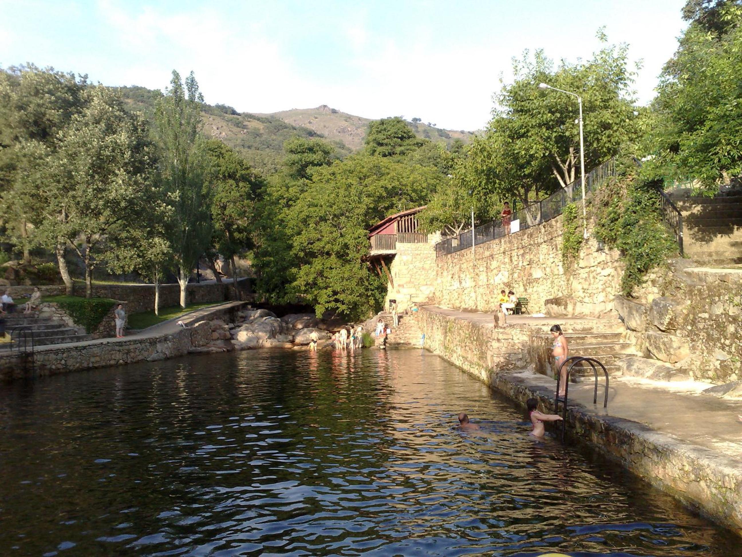 Casas Rurales La Dehesa