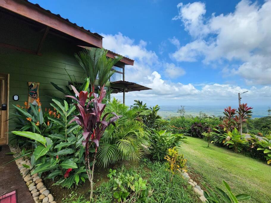 Cabañas Caeli, La Perezosa, La Fortuna Rainforest Glass Cabin w Amazing Views
