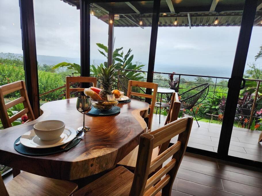 Cabañas Caeli, La Perezosa, La Fortuna Rainforest Glass Cabin w Amazing Views