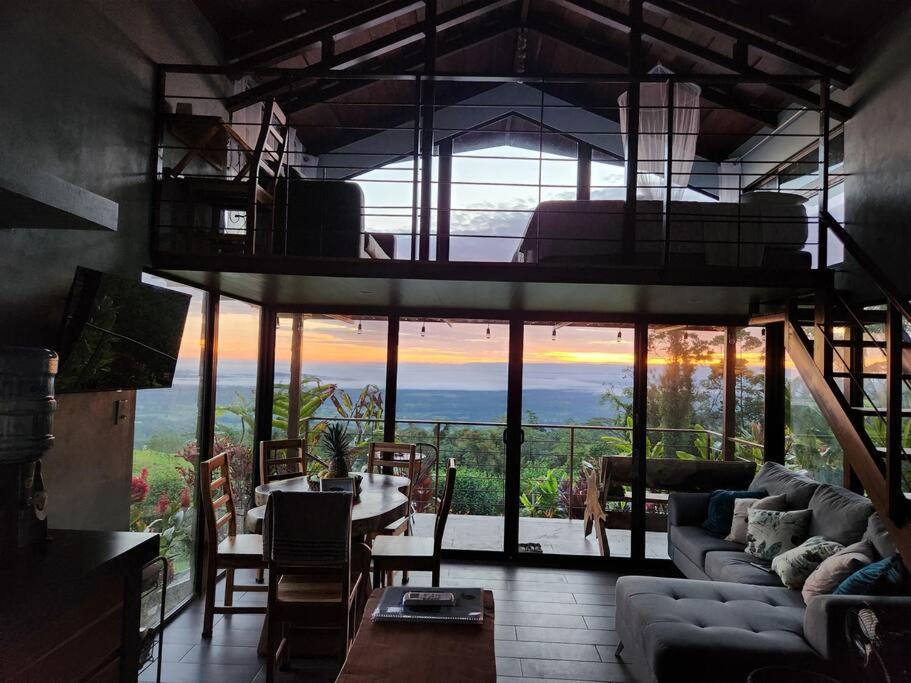 Cabañas Caeli, La Perezosa, La Fortuna Rainforest Glass Cabin w Amazing Views