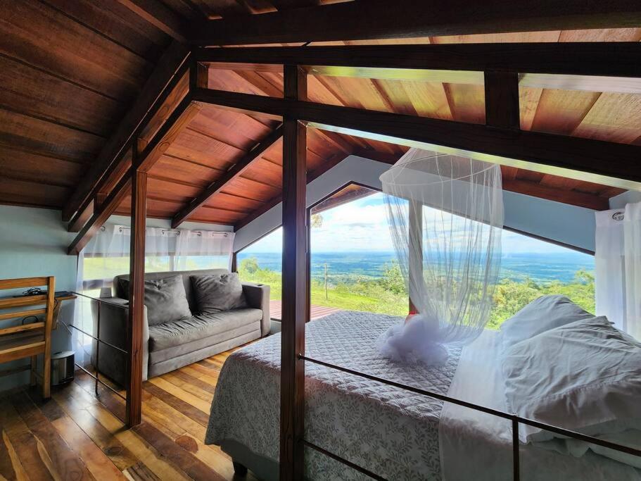 Cabañas Caeli, La Perezosa, La Fortuna Rainforest Glass Cabin w Amazing Views