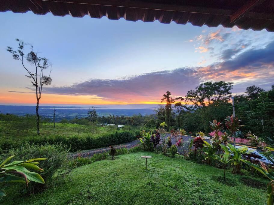 Cabañas Caeli, La Perezosa, La Fortuna Rainforest Glass Cabin w Amazing Views