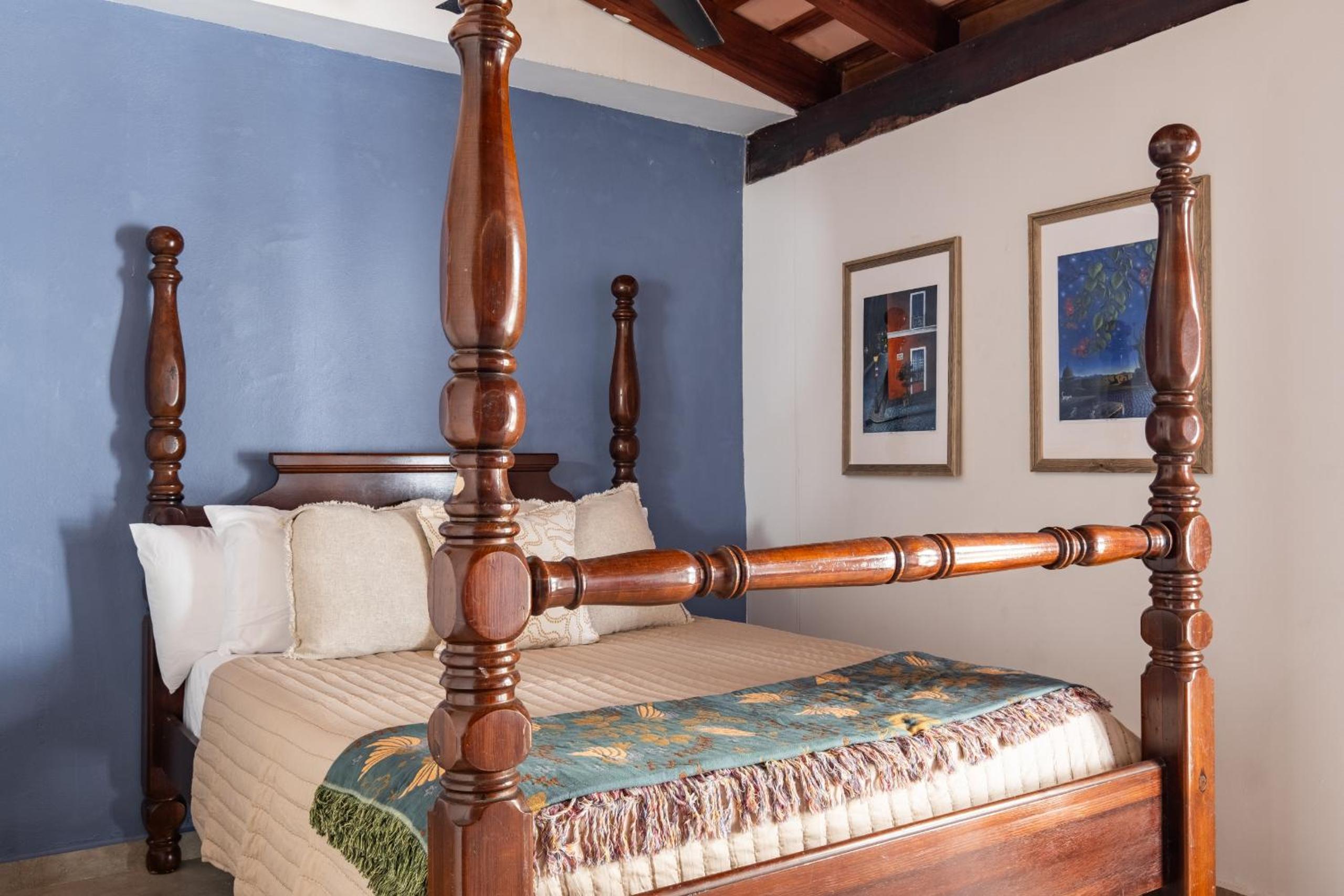 Tizol Historic Building 8br in Old San Juan view 4