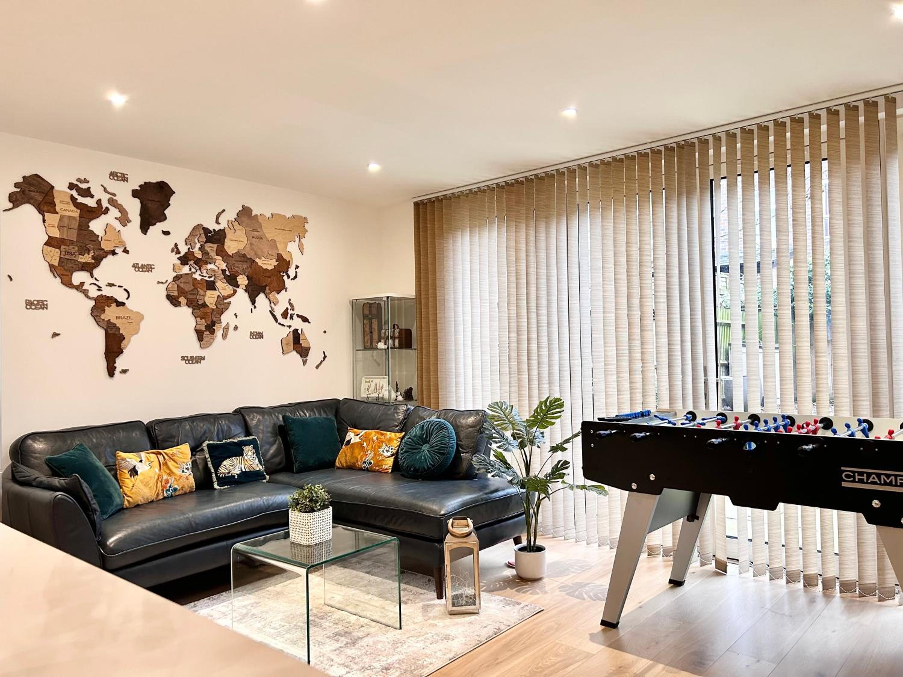 Chic, elegance house with garden