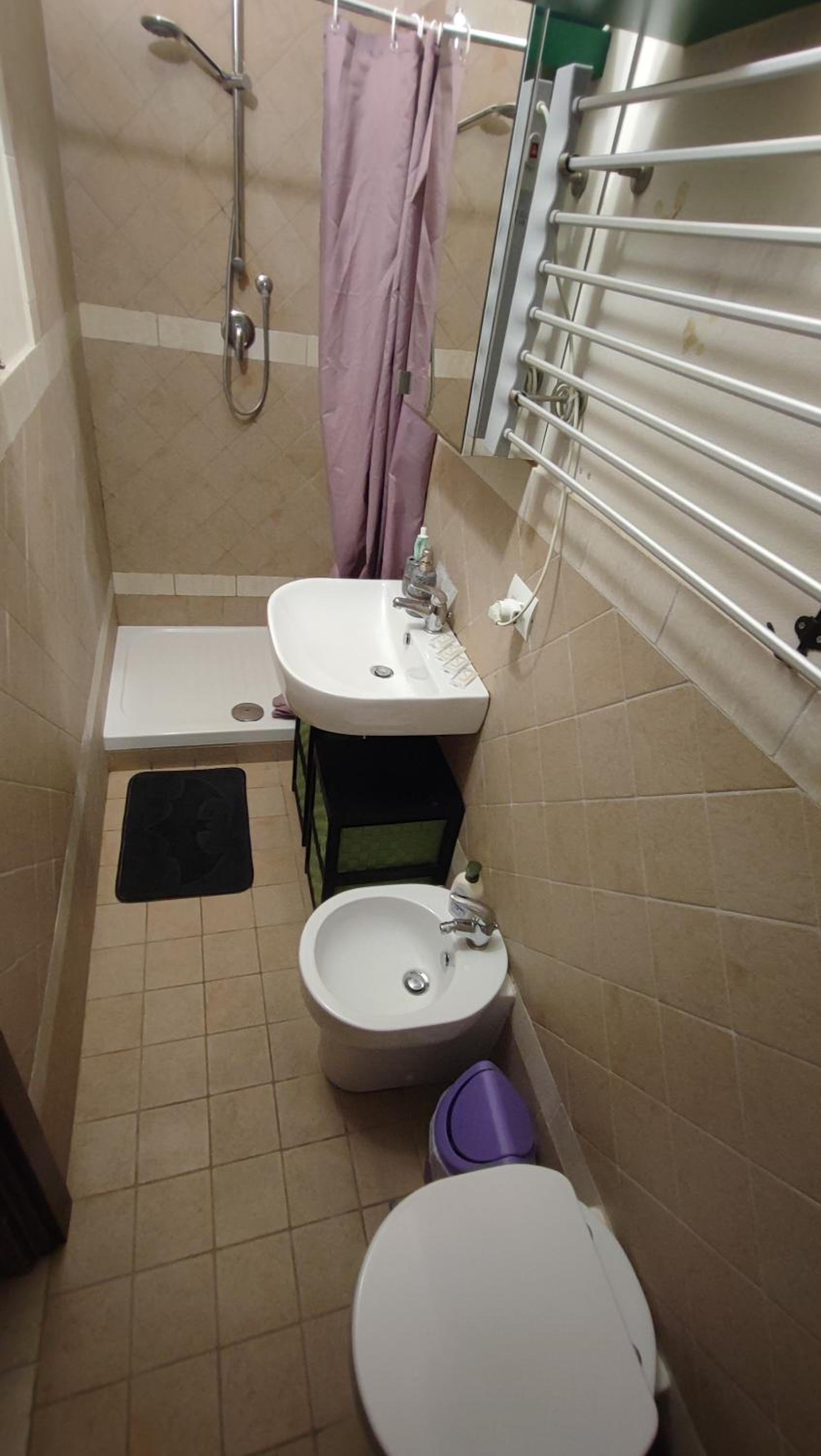 Batman secret en Pontedera — bathroom