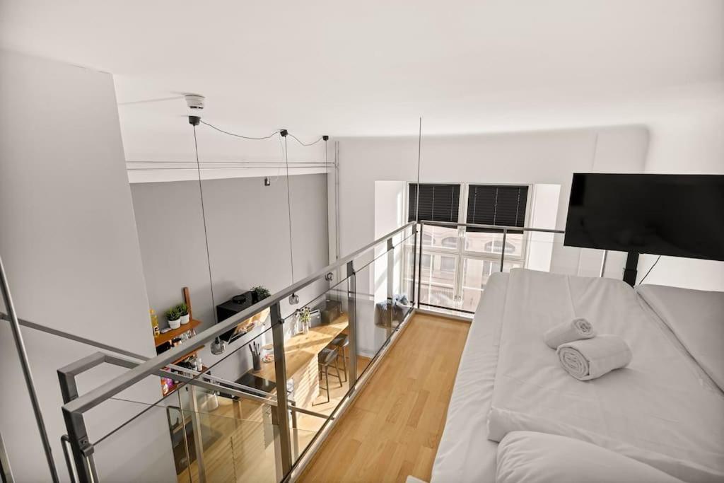 DINBNB APARTMENTS I 500m to Oslo Central Station I Roof Terrace view 5