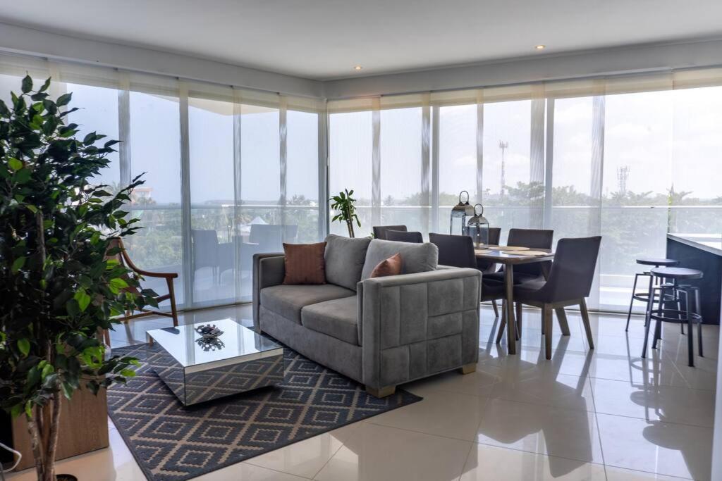 La Boquilla Oceanfront Penthouse