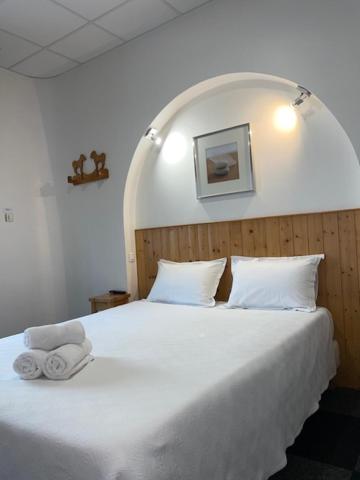Saint-Etienne Vacations - Hotel Le National - Property Image 2