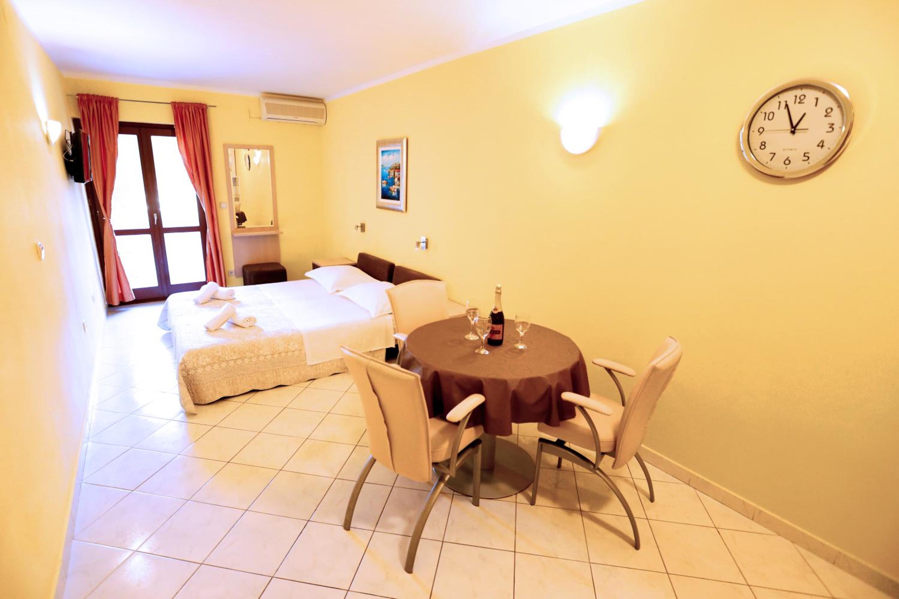 Beach Apartments Vlado view 3