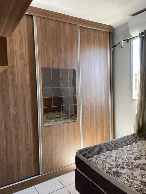 Apartamento Completo na região central.