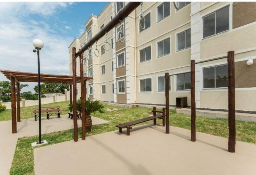 Apartamento Completo na região central.