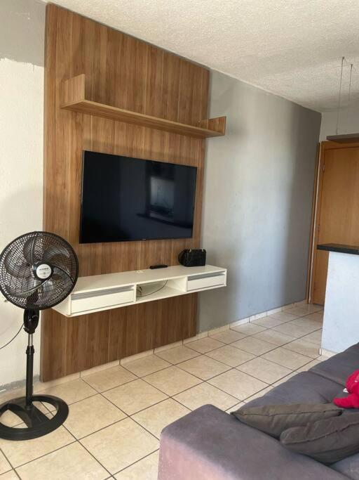 Apartamento Completo na região central.