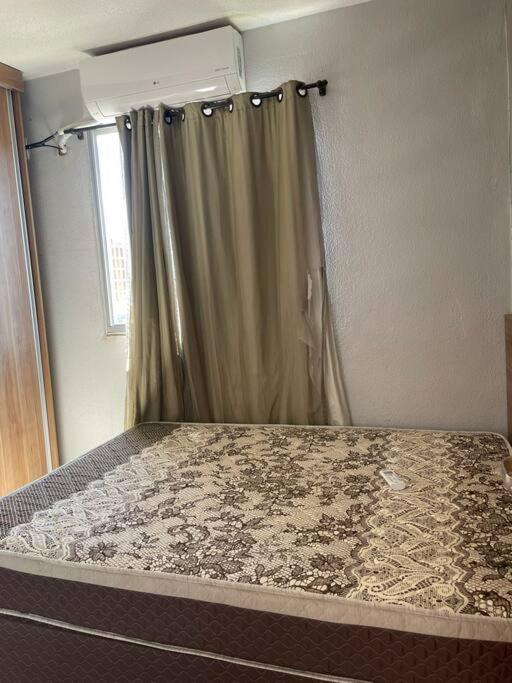 Apartamento Completo na região central.
