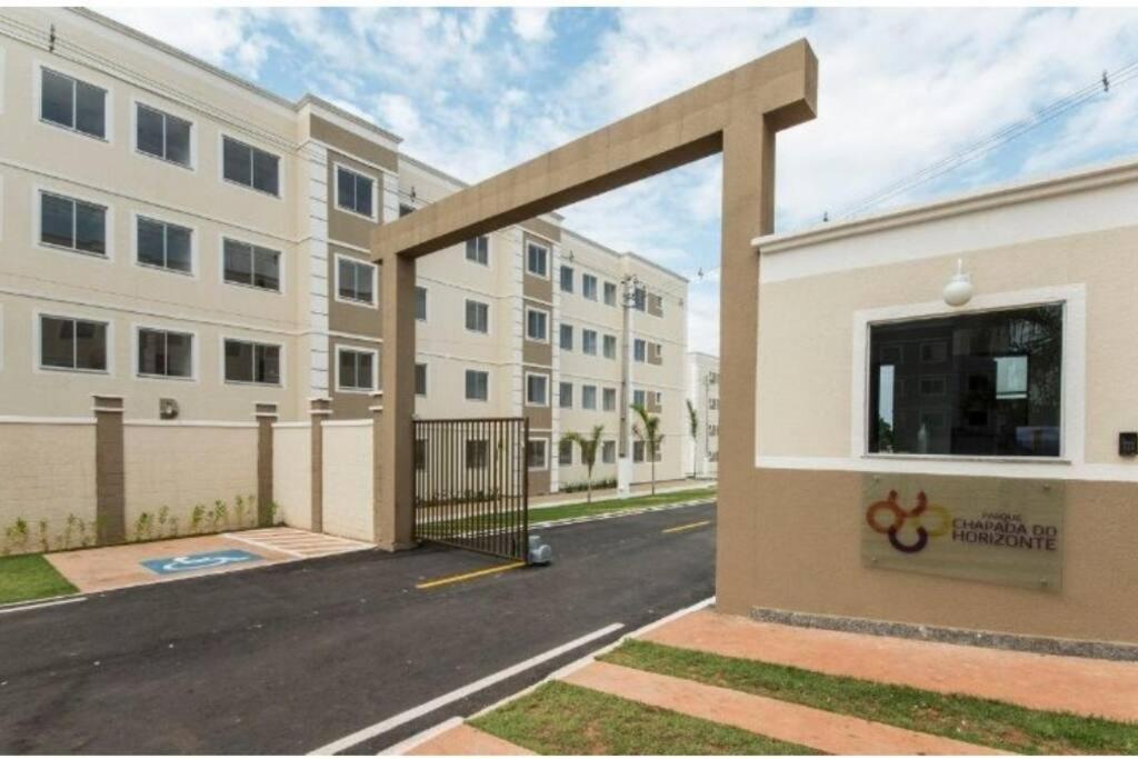 Apartamento Completo na região central.